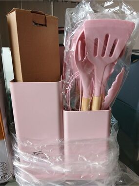 Pink Bamboo-Handle Kitchen Utensil Set with Stand